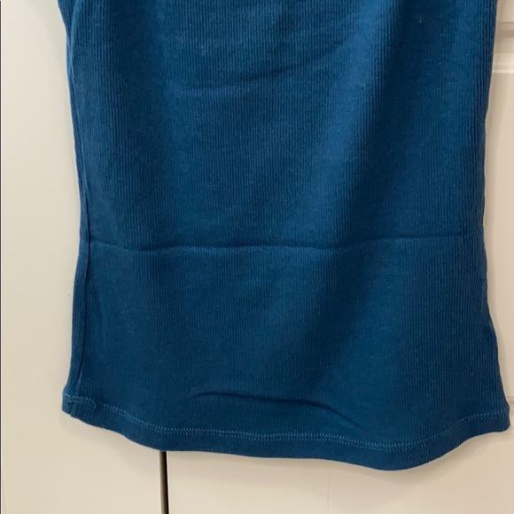 BCBG sequin trim blue tank top small - Picture 9 of 9